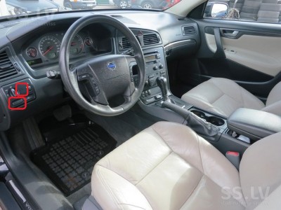 volvo-v70-2-5.800.jpg